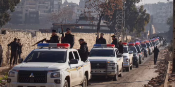 Enfrentamientos en Alepo dejan decenas de muertos y miles de desplazados