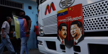Trump afirma control sobre el petróleo venezolano, pero China reclama una porción significativa