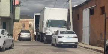 Inician devolución de muebles asegurados a César Duarte en Parral