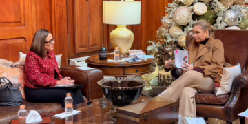 Maru Campos se reúne con presidenta del TSJE