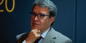 Reforma electoral sin PT y PVEM está condenada al fracaso: Monreal