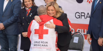 Inicia Maru Campos colecta anual de la Cruz Roja