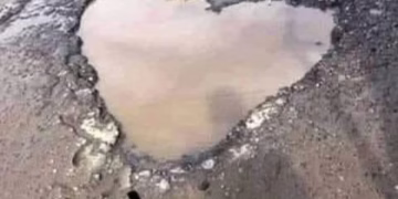 Baches agravan vialidades en Juárez, urge recarpeteo