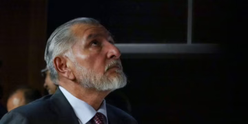 Rechazo alemán precipita salida de Adán Augusto de coordinación en Senado