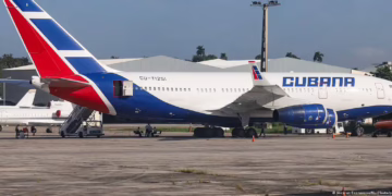 Cuba enfrenta crisis de combustible para aviación y Rusia ofrece ayuda