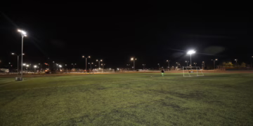 Iluminan campos del Club de Fútbol Veteranos