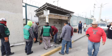 Realizan dos retiros en operativo de Reordenamiento Urbano en colonia Durango