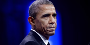 Obama califica de «espectáculo de payasos» el discurso político tras video racista de Trump