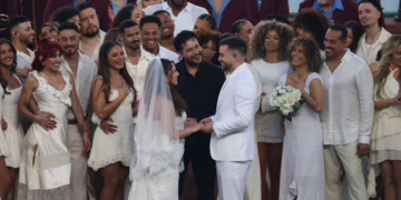 Boda real en el escenario del Super Bowl