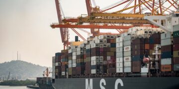 México alcanza récord en exportaciones a EE UU en 2025 pese a aranceles de Trump