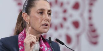 Sheinbaum enviará reforma para topar pensiones de ex altos funcionarios en 70 mil pesos
