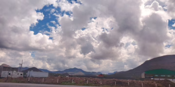 Frente frío 33 trae descenso de temperaturas y posible nieve en la Sierra