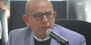 Cuauhtémoc Estrada exige transparencia a la UACH en manejo de inmuebles
