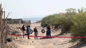 Hallan cuerpo encobijado en predio baldío del km 29 en Ciudad Juárez