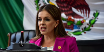 Exhiben presunto nepotismo de a diputada Xóchitl Contreras