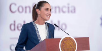 Sheinbaum ríe y marca distancia ante “destape” de Andrea Chávez como futura gobernadora de Chihuahua
