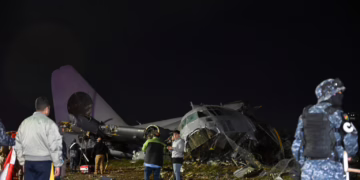 Avión militar con dinero se estrella en El Alto y deja al menos 22 muertos