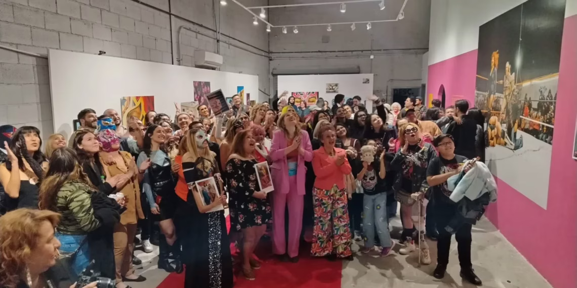 Función de lucha libre femenil y exposición fotográfica por el 8M en Juárez