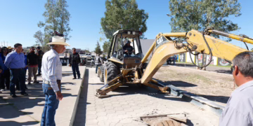 Inversión de 1.5 millones para techumbre en plaza de Camargo