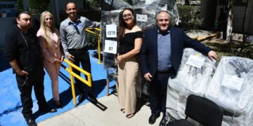 SEyD entrega equipamiento a preparatorias inclusivas