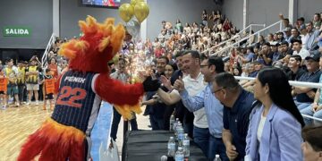 Pérez Cuéllar apoya con 50 mil pesos al campeón del Torneo Regional de Básquetbol en Buenaventura