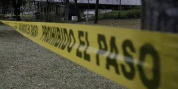 Adolescente de 15 años mata a dos maestras en una preparatoria de Lázaro Cárdenas