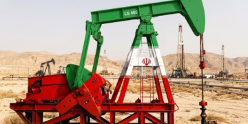 Escalada en Oriente Medio dispara precios del petróleo