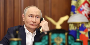 Putin habla por primera vez con su homólogo