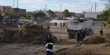 Retiran 600 toneladas de basura del dique de El Vergel