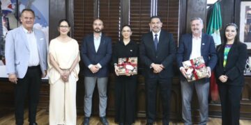 Fortalece Juárez lazos con Canadá