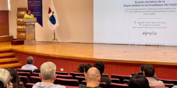 Capacitan a 94 docentes en Especialidad en Enseñanza del Inglés
