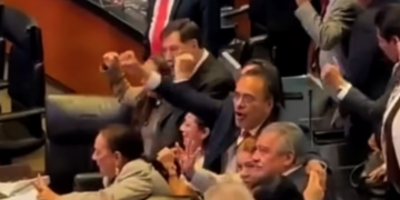 Juan Carlos Loera y Noroña encabezan agresiones contra Grecia Quiroz