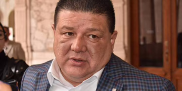 El estratega parlamentario/La mano derecha de Maru/Rumbo a la alcaldía