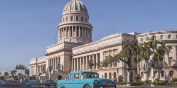 Cuba abre su mercado a inversores extranjeros y de la diáspora