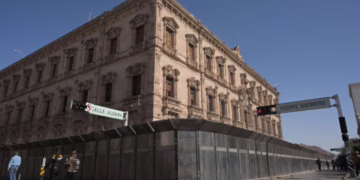 Gobierno prepara operativo para edificios durante marcha del 8M en Chihuahua