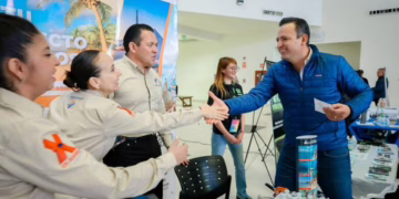 Bonilla promueve turismo de Chihuahua en festival de Ciudad Juárez