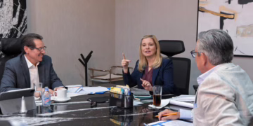 Maru Campos revisa avances en proyectos de infraestructura para Chihuahua