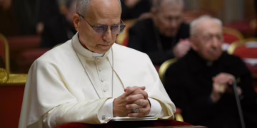Papa León XIV urge diálogo y cese de hostilidades en conflicto EE.UU.-Irán