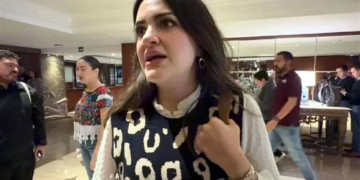 Andrea Chávez ratifica aspiración a gubernatura y niega sanciones de Morena