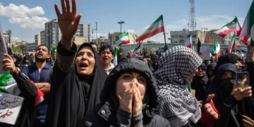 Trump envía a Vance a negociar con Irán en medio de un alto el fuego frágil