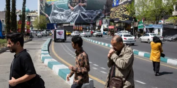 China podría haber enviado misiles portátiles a Irán, según inteligencia de EE.UU.