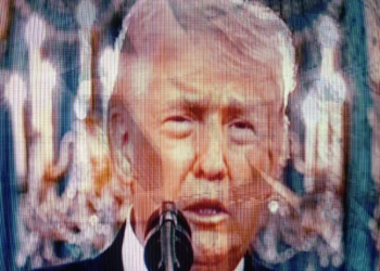 La guerra de Trump está debilitando a EE. UU. de 4 maneras: NYT