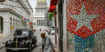 Delegación de alto nivel de EE.UU. viaja a Cuba para discutir solución a la crisis humanitaria