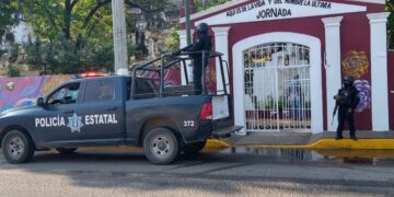 Detienen a director de Seguridad Pública de Guerrero y a cuatro policías