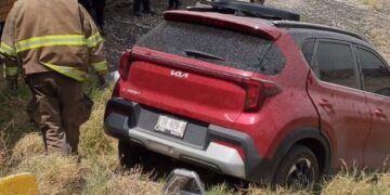 Tren embiste a automovilista en Eje Vial Juan Gabriel