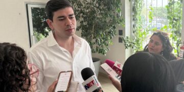 El Municipio firmó un convenio para construir y rehabilitar nueve canchas de fútbol rápido