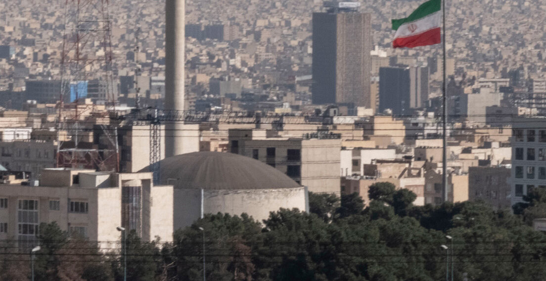 Irán rechaza entregar uranio enriquecido a EE.UU.