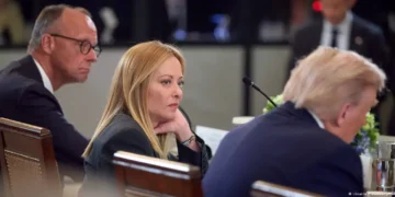 Meloni se distancia de Trump tras defender al papa León XIV