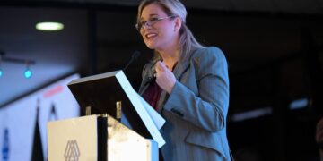 Maru Campos asegura que no descansará hasta consolidar la paz en Chihuahua