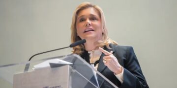 Senador confirma asistencia de gobernadora de Chihuahua al Senado por caso CIA